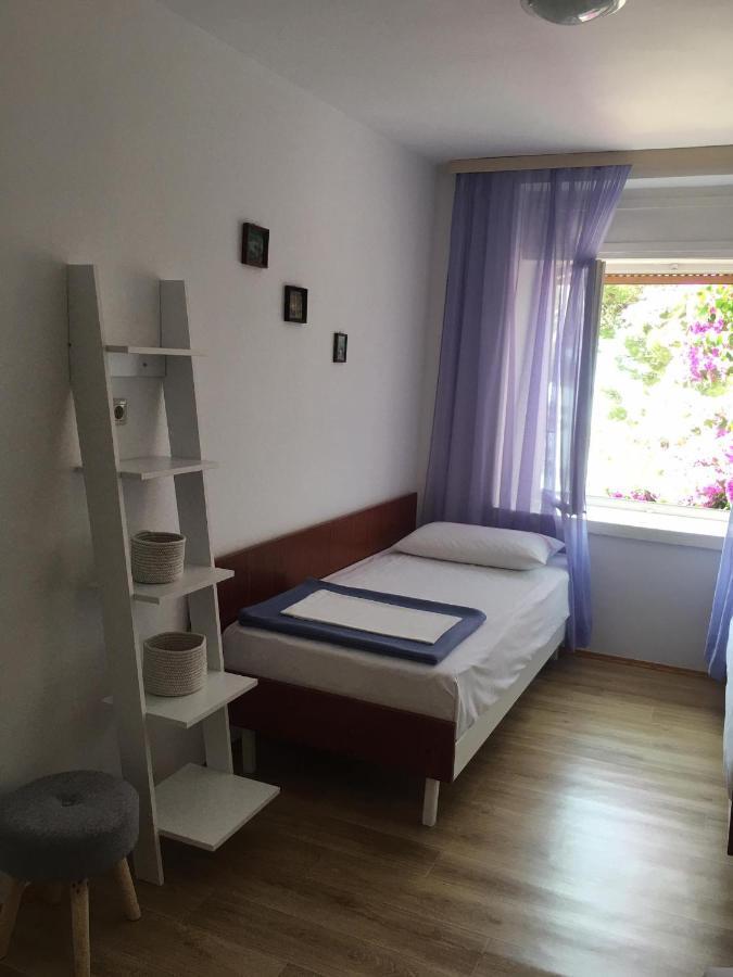 Sobe Gorana Hotel Zivogosce Bagian luar foto